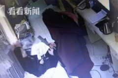 90后女生酒店遭醉酒男持刀搶劫，抱怨：你的刀好丑[多圖]