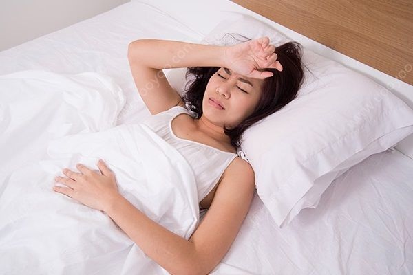 失眠的常見危害有哪些？提高睡眠質量的辦法有哪些？(1)