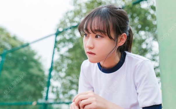 13歲少女能用爽膚水嗎？13歲女生可以用爽膚水嗎？(1)