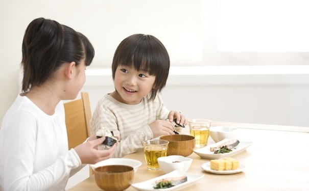 孩子吃什么早餐沒有營養？孩子吃什么早餐不好？(1)