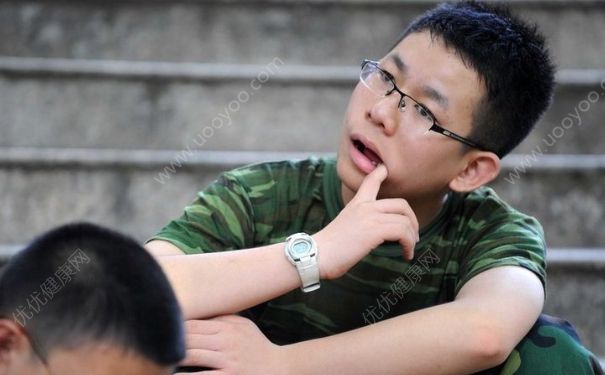 大學軍訓能請假嗎？大學軍訓可以不參加嗎？(1)