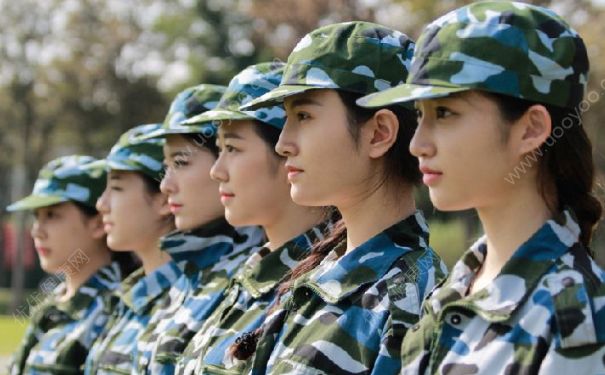 女生軍訓(xùn)需要準(zhǔn)備什么？女生軍訓(xùn)必備物品(3)