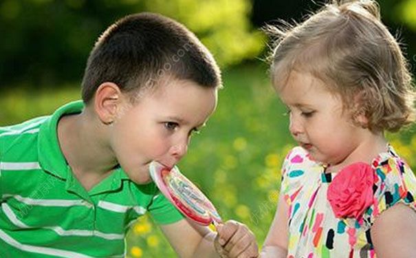 孩子喜歡吃零食怎么辦？孩子吃零食不吃飯怎么辦？(2)