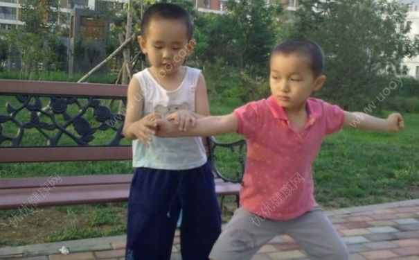 5歲男孩身高體重標準是多少？5歲男孩正常身高體重標準是多少？(3)