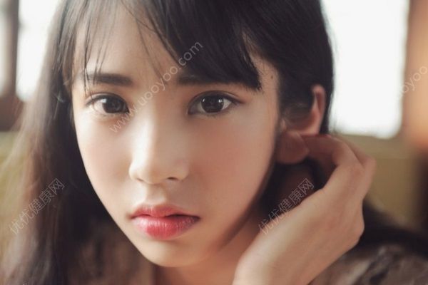 初一女孩早戀怎么辦？初一女孩早戀有什么危害？(1)