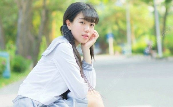 18歲女可以結婚嗎？18歲女孩能生小孩嗎？(1)