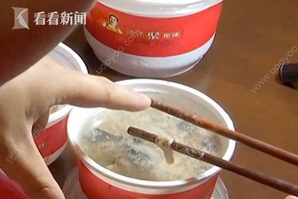 男子叫外賣吃出20多條蟲，餐飲企業：因為天氣潮濕(2)