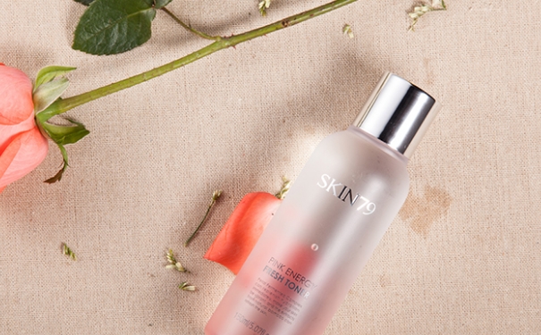 skin79粉紅能量柔膚水多少錢？skin79粉紅能量柔膚水價格(1)