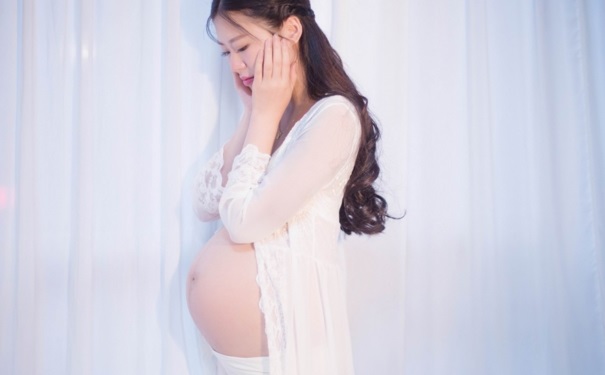 乳暈又大又黑的原因是什么？女性孕期如何護理乳房？(1)