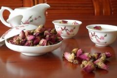 玫瑰花茶有哪些養生功效？和玫瑰花茶有什么禁忌？[圖]