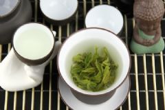 茶葉渣的妙用功效有哪些？茶葉渣還有哪些功效作用？[圖]