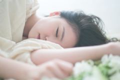 睡得多對身體好嗎？睡眠并非越多越好[圖]