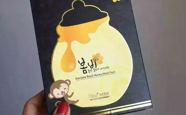 春雨黑面膜為什么掉色？春雨黑面膜為什么精華是黑的？(1)