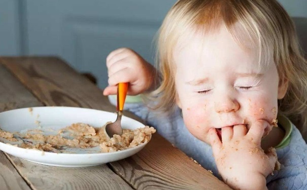 嬰幼兒飲食的禁忌有哪些？嬰幼兒飲食要注意些什么？(1)