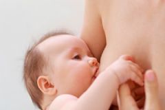 母乳喂養寶寶有什么好處？母乳喂養的正確方法有哪些？[圖]