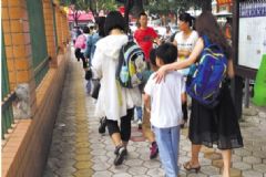 怎么對幼兒園的寶寶性教育？怎么給幼兒園寶寶講性教育？[多圖]