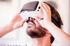 近視眼可以戴VR設(shè)備嗎？VR眼鏡會加重近視眼嗎？[圖]