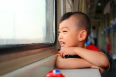 5歲男孩身高體重標準是多少？5歲男孩正常身高體重標準是多少？[多圖]