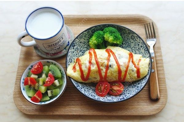 韓式蛋包飯怎么做？韓國蛋包飯的正宗做法(4)