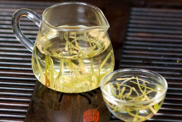 泡金銀花茶之前需要洗嗎？金銀花茶可以冷飲嗎？